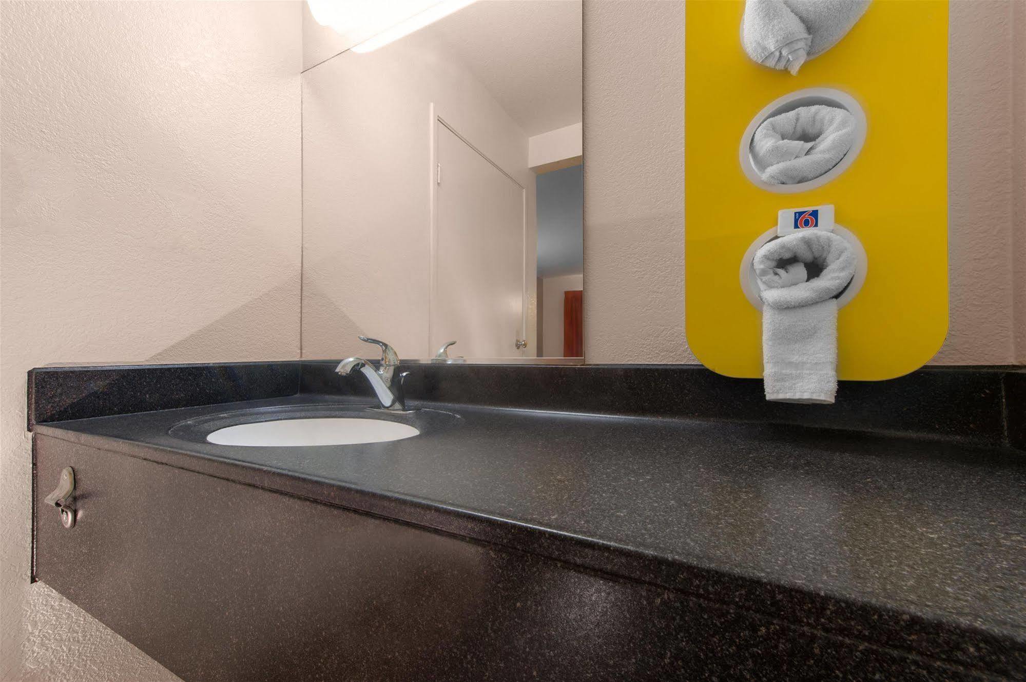 Motel 6-Santa Rosa, Ca - North Экстерьер фото
